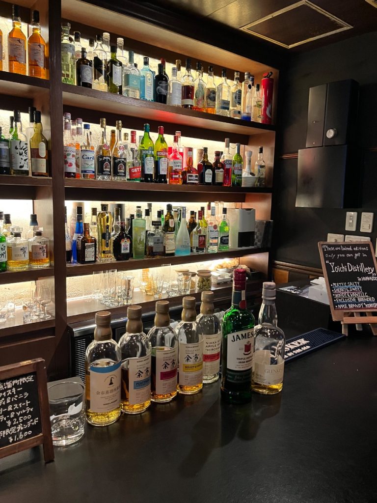 BAR ROOK（バー ルーク）